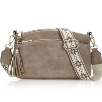 Chase Chic Shoulder Bag