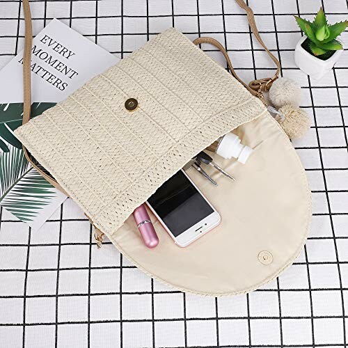 ISIYINER Woven Clutch